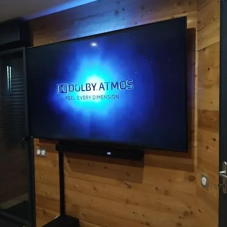 Moderne, Jacuzzi & Cinema Ferienhaus