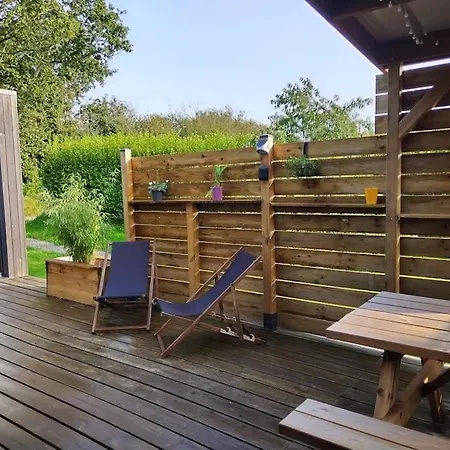 Ferienhaus Moderne, Jacuzzi & Cinema Saint-Coulitz